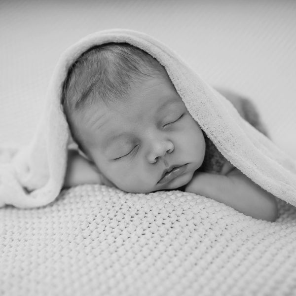 Neugeborenenfotografin Annika Meyer Edemissen Peine